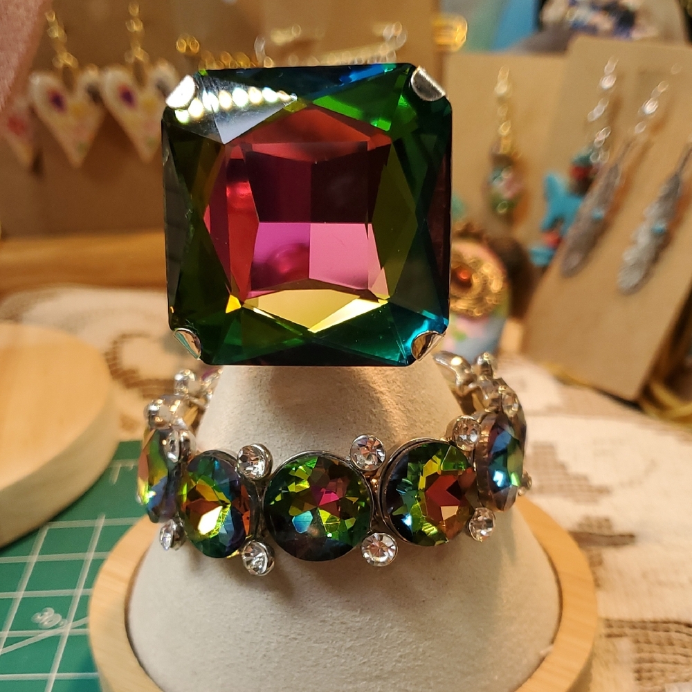 Bling Mystic Aura Glass Set Bracelet And Ring Costume Jewelry Volcano Rainbow